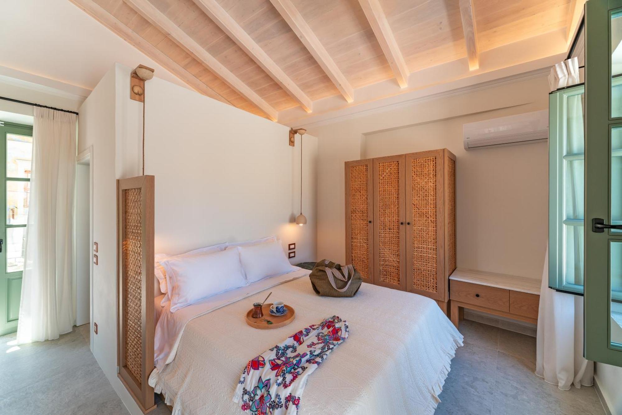 Nisomar Suites Symi Exterior foto