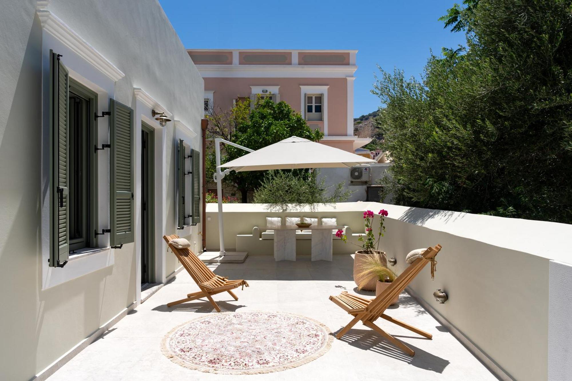 Nisomar Suites Symi Exterior foto