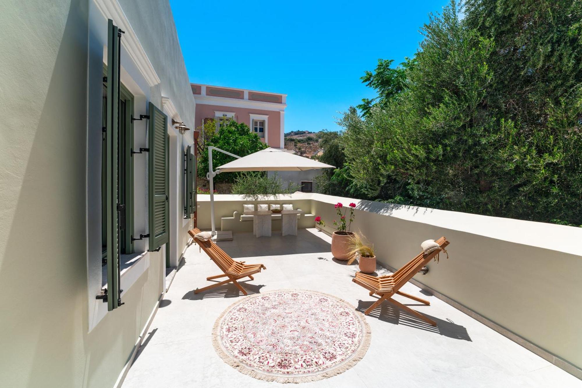 Nisomar Suites Symi Exterior foto